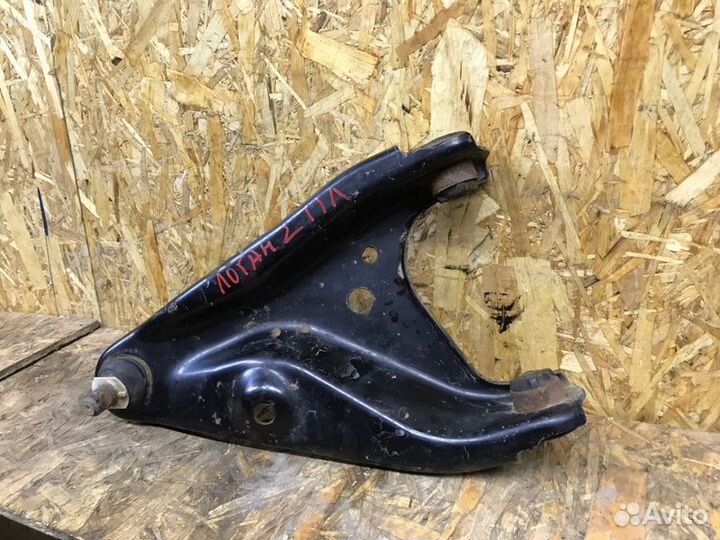 Рычаг подвески нижний передний левый Renault Logan