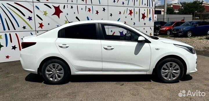 Kia Rio 1.4 AT, 2018, 105 000 км
