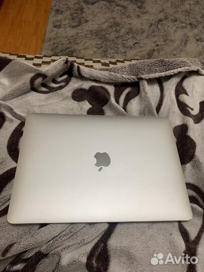 Apple macbook pro 13 2017 touch bar