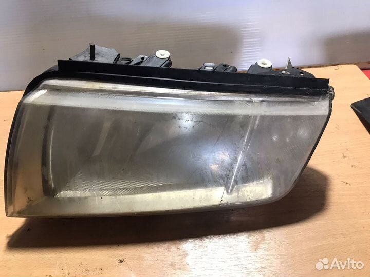 Фара (передняя) Skoda Fabia, 2007