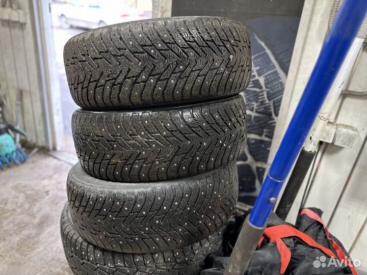 Nokian Tyres Hakkapeliitta 8 205/55 R16