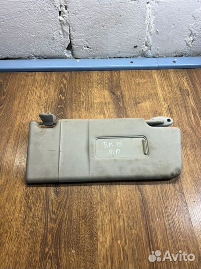 Козырек солнцезащитный правый Ford Mondeo 3 седан