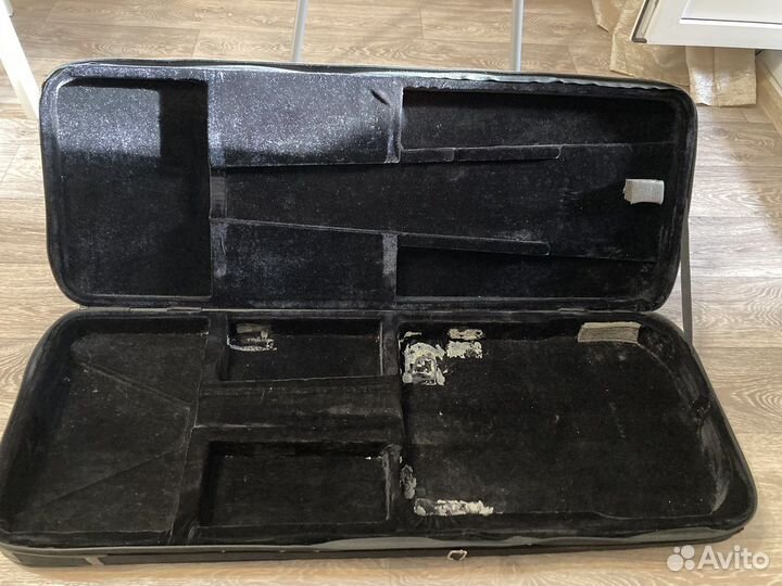 Кейс гитарный