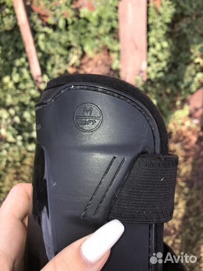 Ногавки для лошади