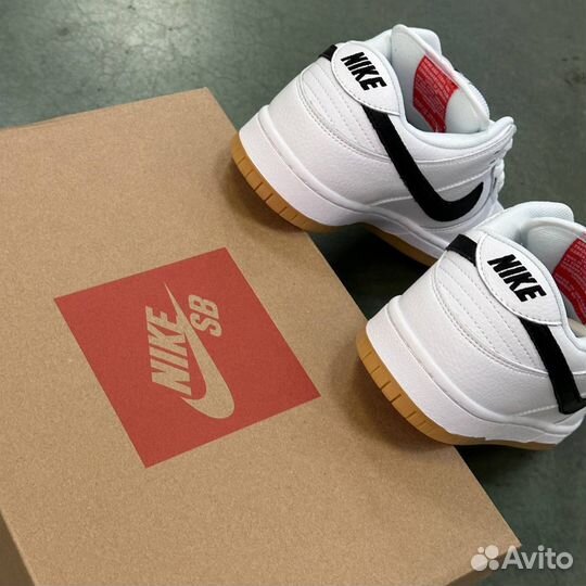 Мужские кроссовки Nike sb Dunk Low White Gum