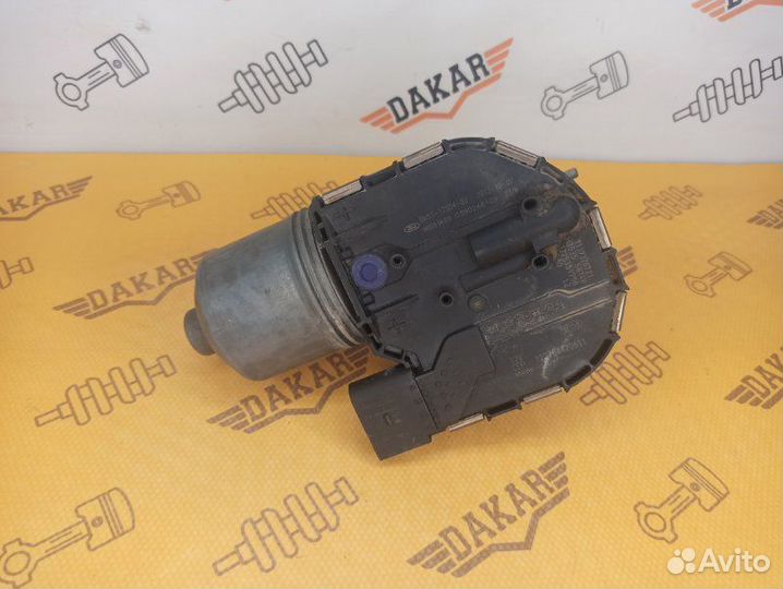 Мотор стеклоочистителя передний правый Ford Focus