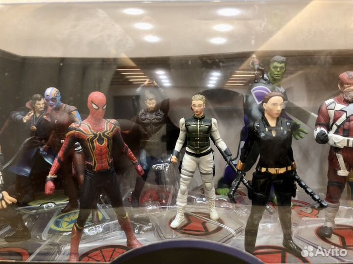 Подарочный набор из 20-ти фигурок Infinity Marvel