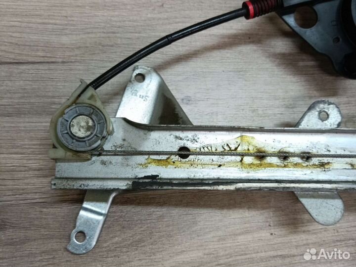 Стеклоподъёмник передний правый fusion fiesta mk5