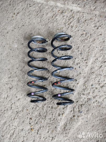 Citroen C4 B7 пружина задняя