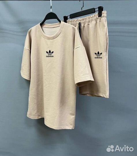 Спортивный костюм Adidas (футболка+шорты)