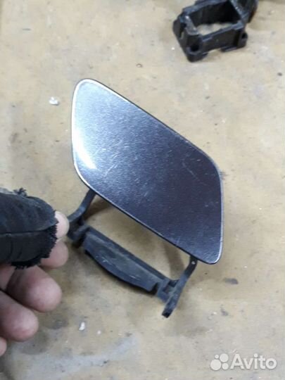 12-17 Ку5 Крышка форсунки омывателя фар Правая Q5