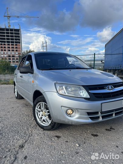 LADA Granta 1.6 МТ, 2012, 223 685 км