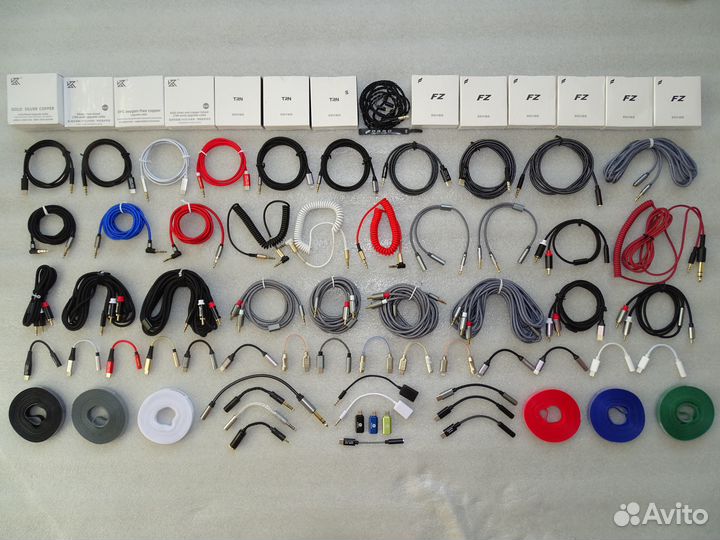 Кабель AUX. Аудио-адаптер. Кабель для наушников