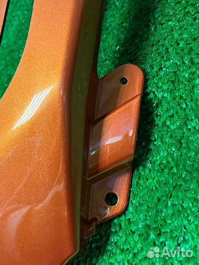 RAN3082 Облицовка бензобака верхняя левая