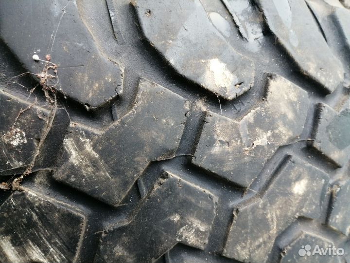 Bfgoodrich Mud-Terrain T/A KM 275/75 R16