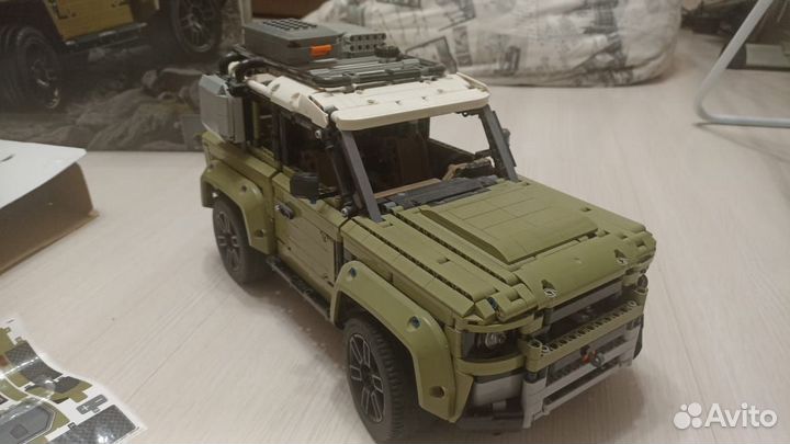 Lego technic 42110 land rover defender