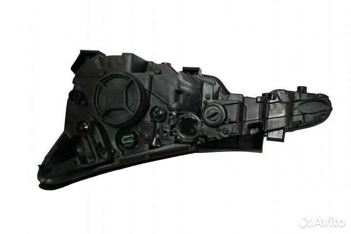 Фара правая Hyundai Elantra 6 AD рестайлинг