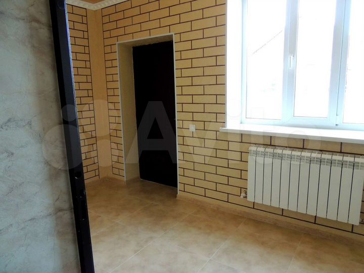 Дом 204 м² на участке 8 сот.