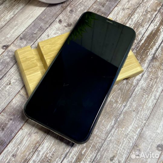 iPhone 11 Pro, 64 ГБ