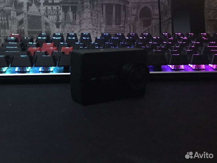 Экшен-камера XiaoYi lite чёрная и набор для съёмки