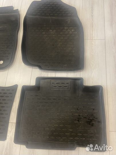Автомобильные Коврики rav 4 рез
