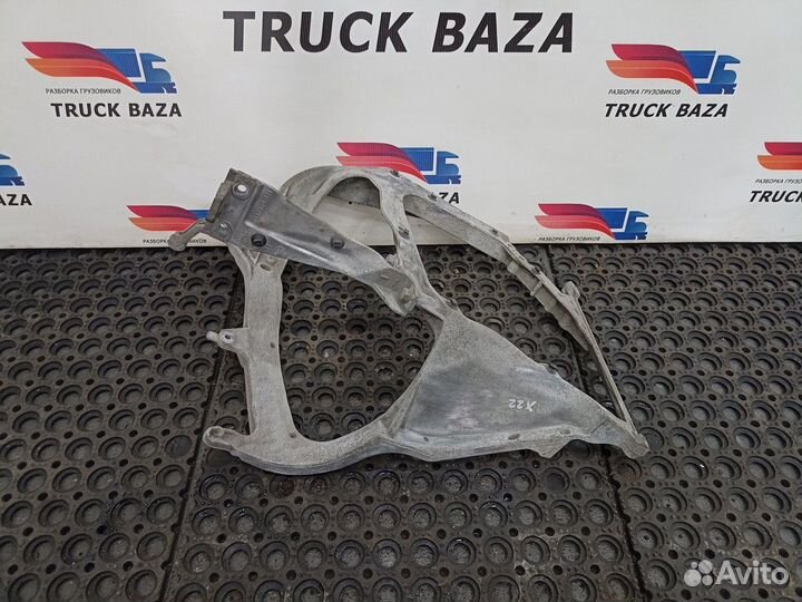 Кронштейн фары левой Daf XF106