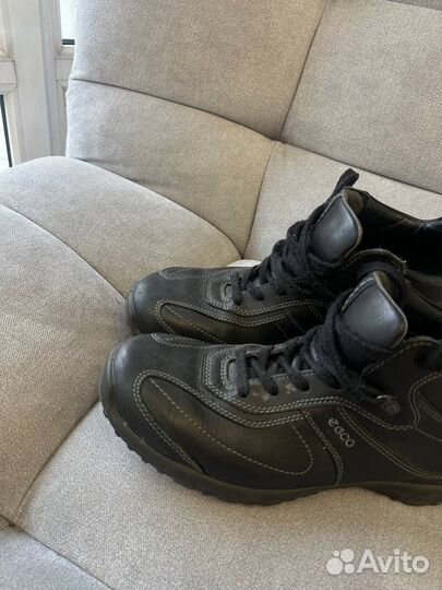 Кроссовки ecco