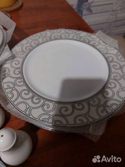 Набор столовой посуды