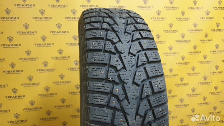 Maxxis ArcticTrekker NP3 215/65 R16 102T