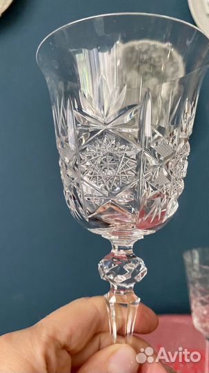 Хрустальные фужеры кубки
