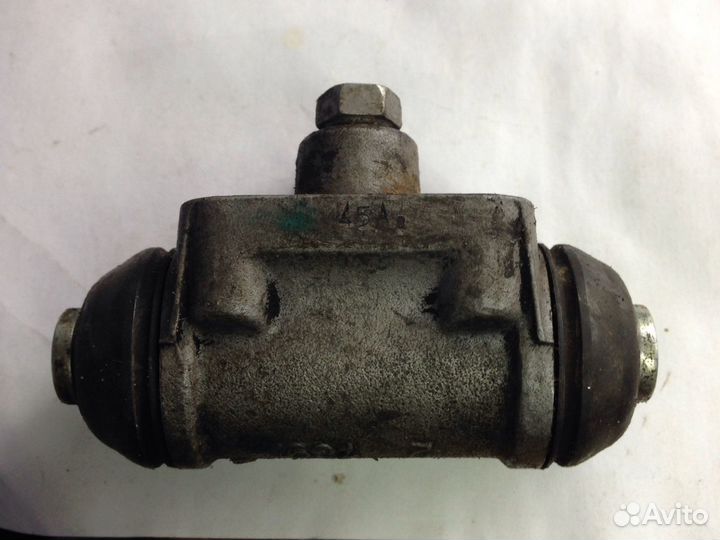 Цилиндр тормозной задний Фольксваген Поло