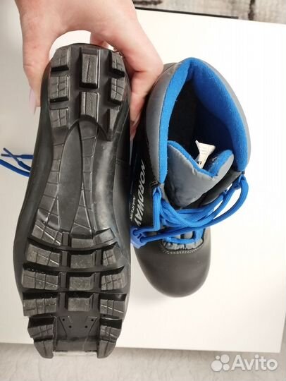 Лыжные ботинки