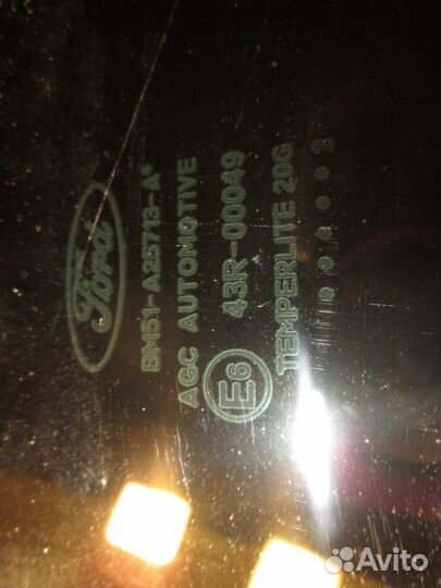 Стекло двери задней левой (Ford Focus)