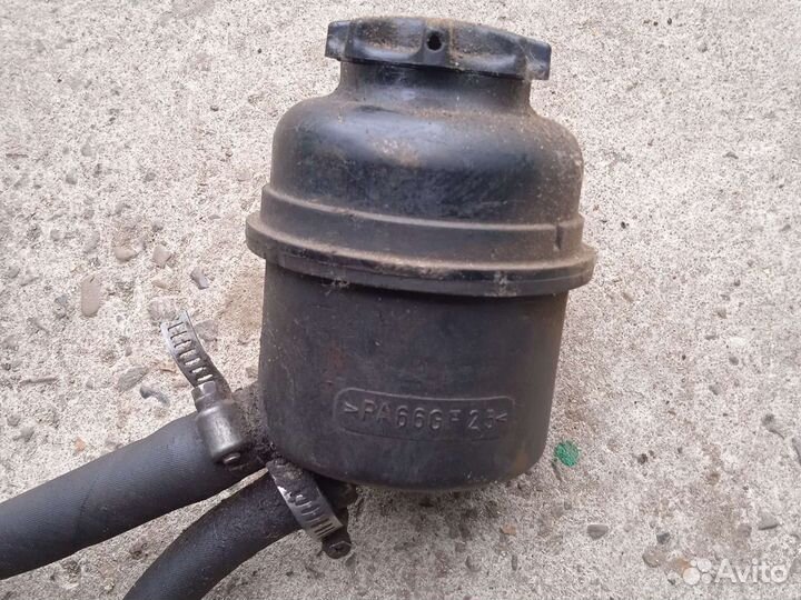 Бачок гура ваз 2110