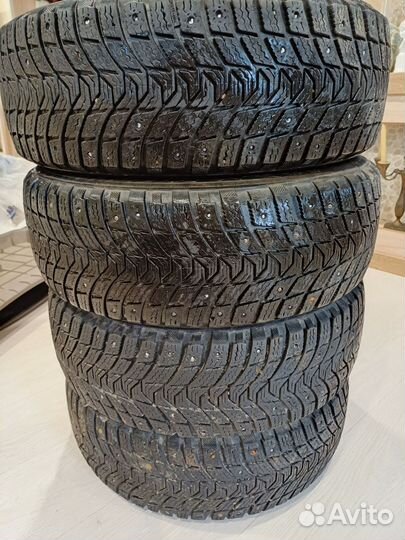 Michelin X-Ice North 3 185/60 R15