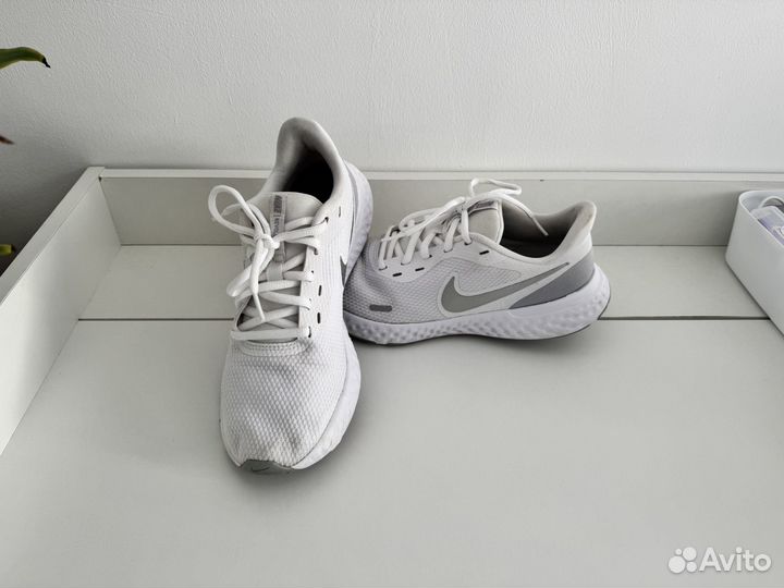 Кроссовки nike