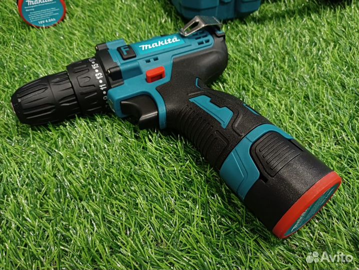 Шуруповерт Makita 18v