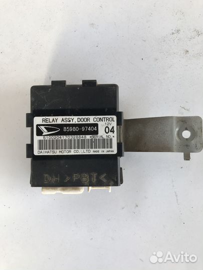 Блок управления дверьми Daihatsu YRV