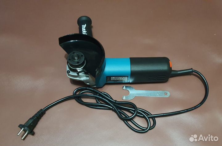 Аккумуляторная дрель шуруповерт и балгарка makita