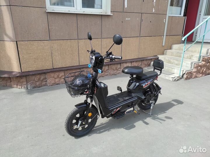 Велосипед скутер с педалями электро 500W