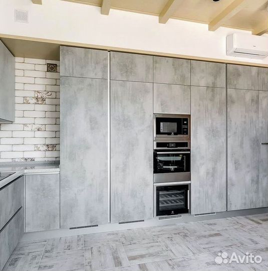 Кухонный гарнитур от фабрики мебели