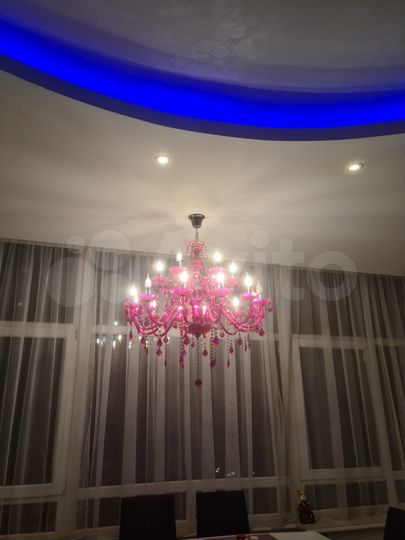 4-к. квартира, 200 м², 10/11 эт.