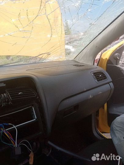 Торпедо Volkswagen Polo 5 (RUS)