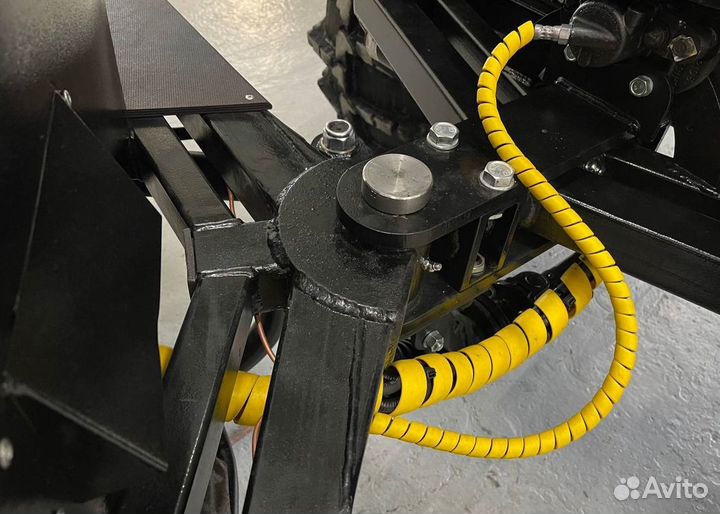 Квадроцикл переломка Ермак (Снегоболотоход)