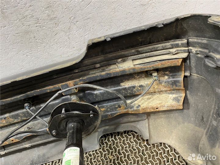 Бампер BMW 3 E46, 2004