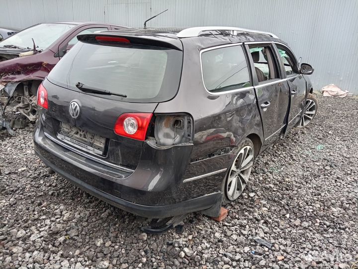 Volkswagen Passat B6 универсал разбор по запчастям