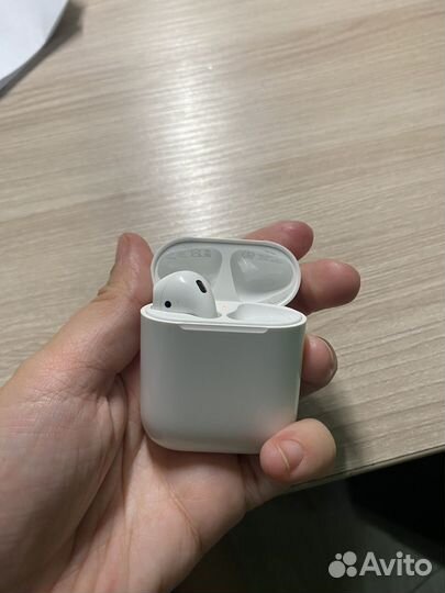 Airpods наушник левый