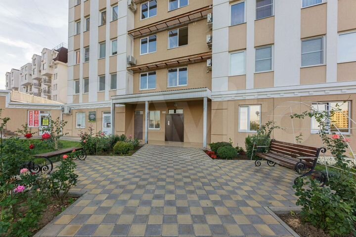 2-к. квартира, 60 м², 2/9 эт.