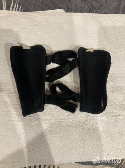 Винтажные футбольные щитки от Nike серия Total 90