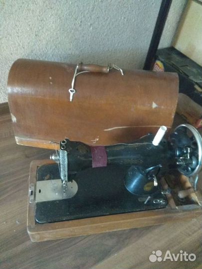 Швейная машинка